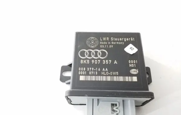 Audi A4 S4 B8 8K Light module LCM 8K5907357A