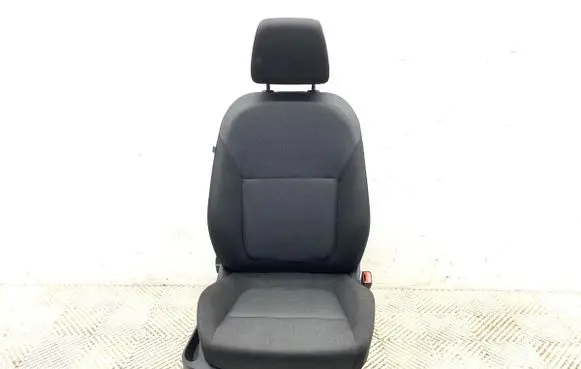Skoda Fabia Mk3 (NJ) Front passenger seat 