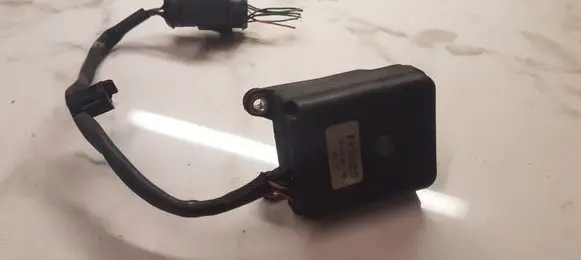 Renault Espace II Air flap motor/actuator 053087021