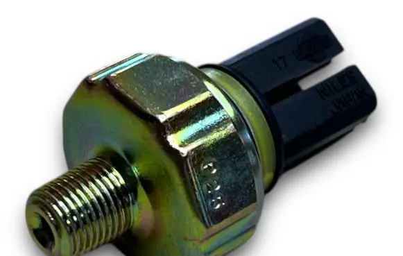 Nissan Patrol 160 Oil pressure sensor S1026 252402X901
