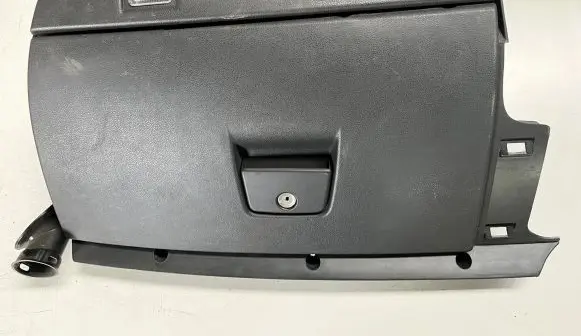 Volvo V50 Glove box 8626141 3865 PDMMD15