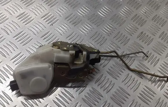 Mitsubishi Galant Front door lock BRAK
