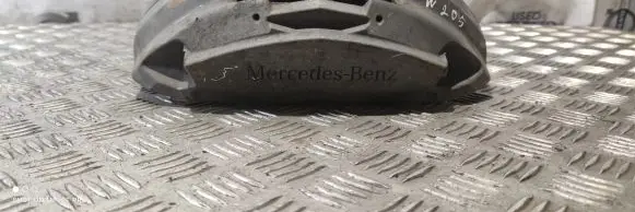 Mercedes-Benz C W205 Front brake caliper