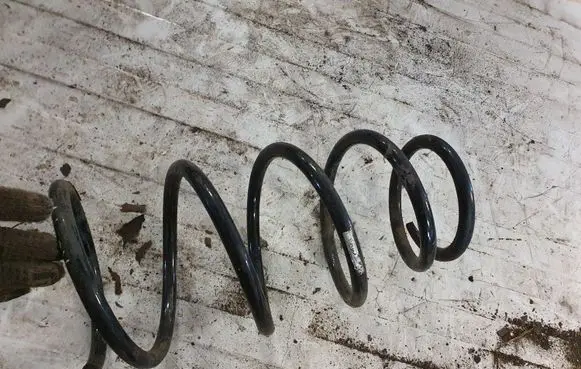 Toyota Previa (XR30, XR40) II Front coil spring NOCODE