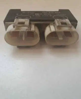 Volkswagen Transporter - Caravelle T4 Coolant fan relay 701919506 899978