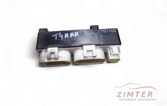 Volkswagen Transporter - Caravelle T4 Coolant fan relay 701919506A