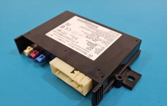 Mercedes-Benz E W213 Central body control module A2139003717 IMPRK1561536