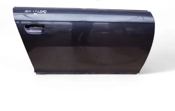 Audi A6 S6 C6 4F Front door