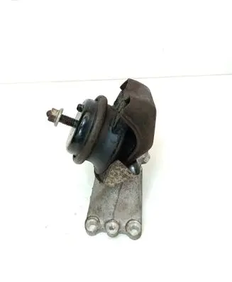 Lexus LS 400 Engine mounting bracket