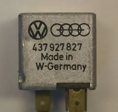 Audi A6 S6 C4 4A Other relay 437927827