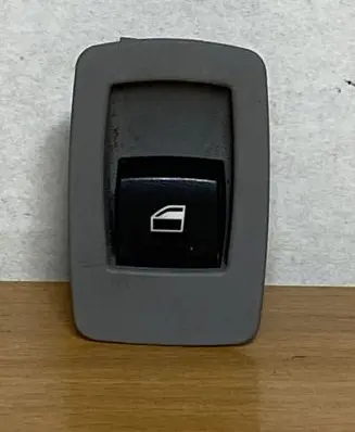 BMW 5 E60 E61 Electric window control switch 9113772 15939947