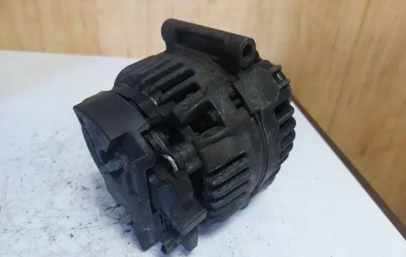 Renault Scenic I Generator/alternator 0124325031