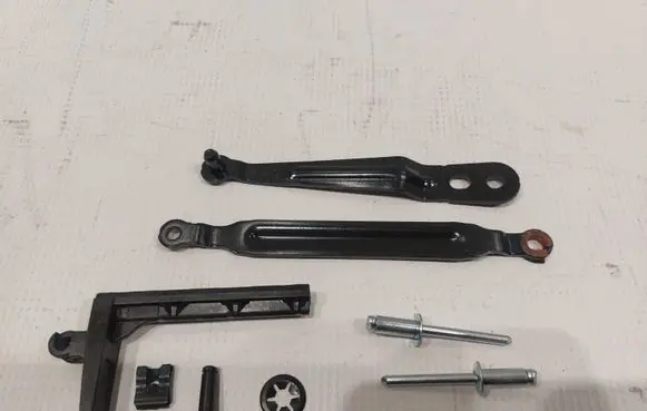 Chevrolet Camaro Convertible roof hinge 84237014 84078082 84149374