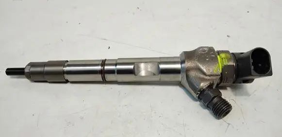 Volkswagen Tiguan Fuel injector 04L130277AC 0445110469