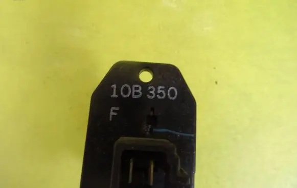 Mazda Demio Heater blower motor/fan resistor 10B350
