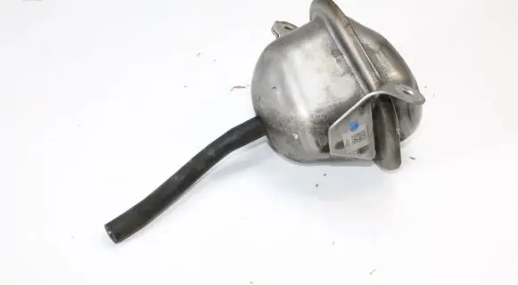 Mazda CX-5 Vacuum air tank SH07