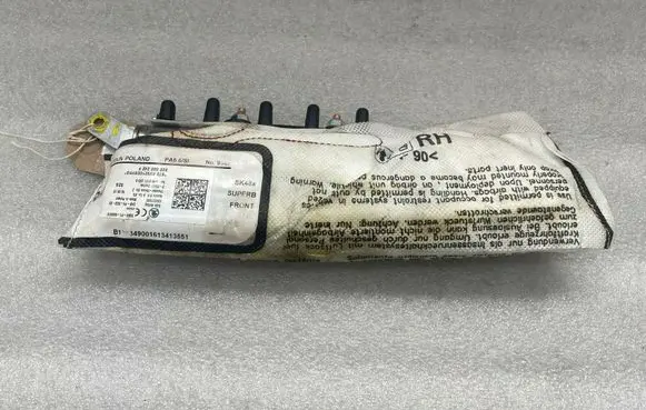 Skoda Superb B8 (3V) Seat airbag 3V0880242F 3V088080242F