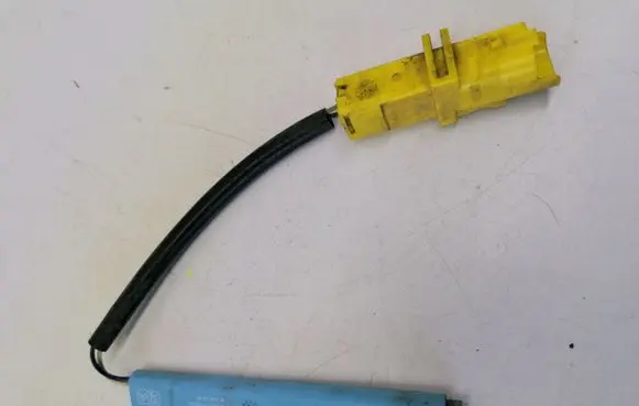 Peugeot 407 Tire pressure sensor 103102 9647613580