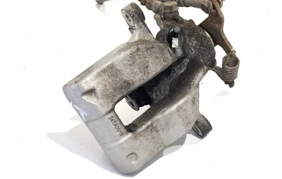 Toyota Avensis T270 Rear brake caliper