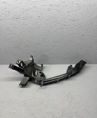 Headlight/headlamp mounting bracket