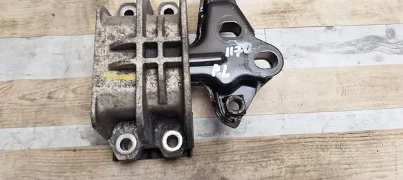 Ford Transit Custom Engine mount bracket BK217M124AD