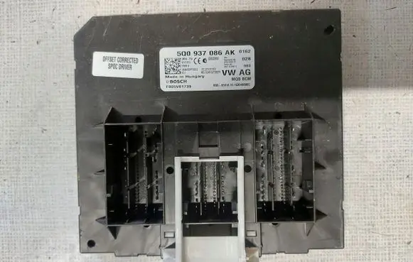 Volkswagen PASSAT B8 Comfort/convenience module 5Q0937086AK