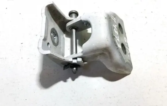 Citroen C3 Rear door lower hinge a075091