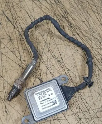 Mercedes-Benz C W205 Lambda probe sensor A0009059603