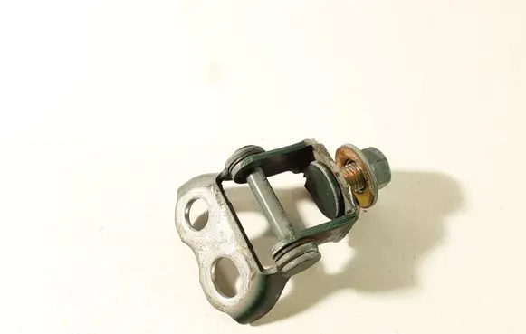 Toyota Yaris Tailgate/trunk/boot hinge
