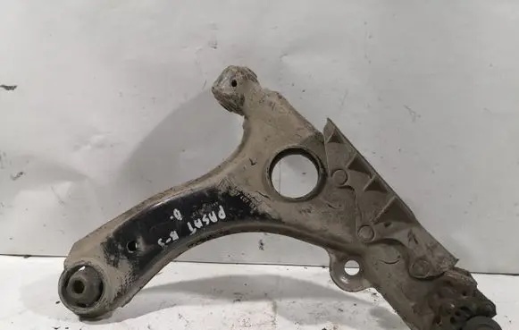 Volkswagen PASSAT B3 Front lower control arm/wishbone 357407158