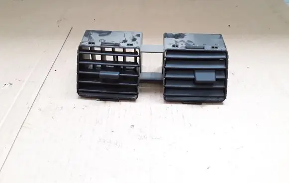 Suzuki SX4 Dash center air vent grill 7361079J00