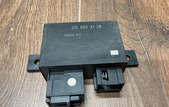 Mercedes-Benz E W210 Other control units/modules 2108202126