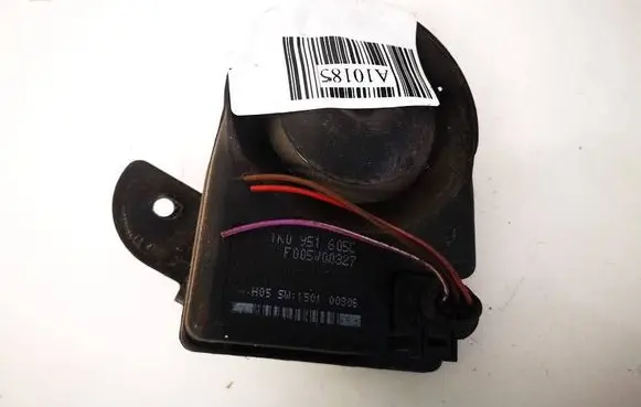 Skoda Superb B6 (3T) Alarm system siren 1K0951605C F005V00327