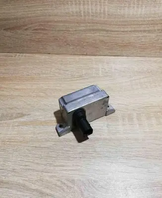 Volkswagen Touareg I ESP acceleration yaw rate sensor 7H0907652
