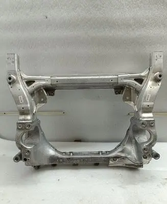 Mercedes-Benz GLC C253 Front subframe A2536208500 A2536205700