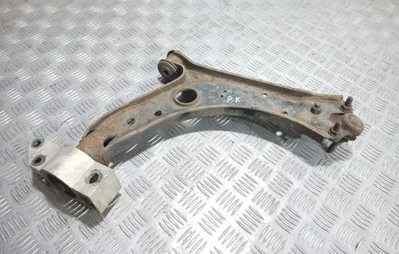 Volkswagen Golf V Front lower control arm/wishbone