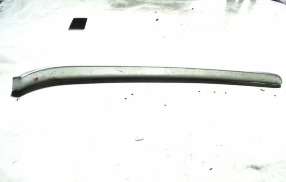 Audi A4 S4 B7 8E 8H Front door trim bar 8E0867409