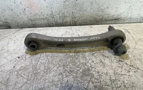 Rear control arm