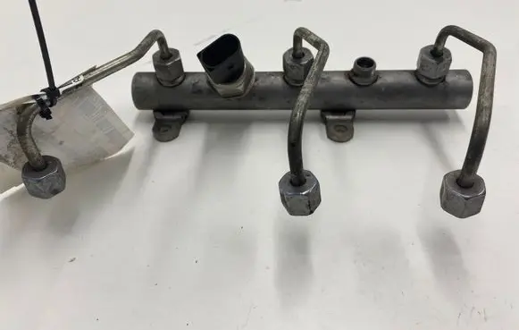 Audi A6 S6 C6 4F Fuel main line pipe 059130089AB