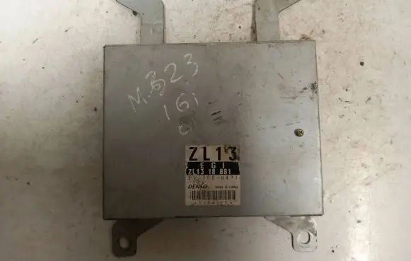 Mazda 323 Engine control unit/module ZL1318881