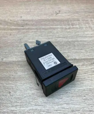 Volkswagen PASSAT B5 Hazard light switch 3B0953235B