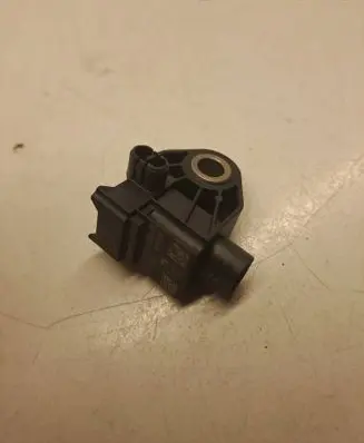 BMW 5 G30 G31 G38 Airbag deployment crash/impact sensor 9341546 913350
