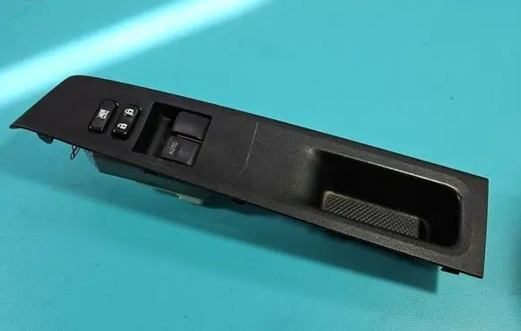 Toyota Yaris Electric window control switch 74232-0D330 IMPRK1472646