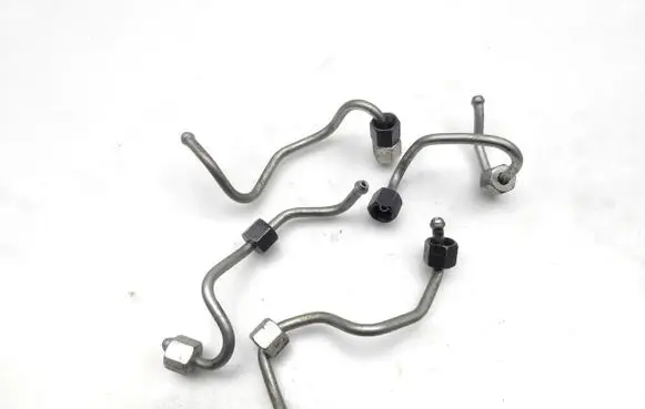 Mazda CX-5 Fuel injector supply line/pipe 