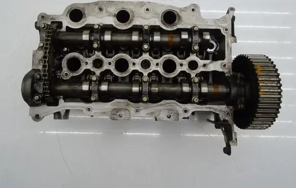 Jaguar XF X250 Engine head PM9X2Q6090CA