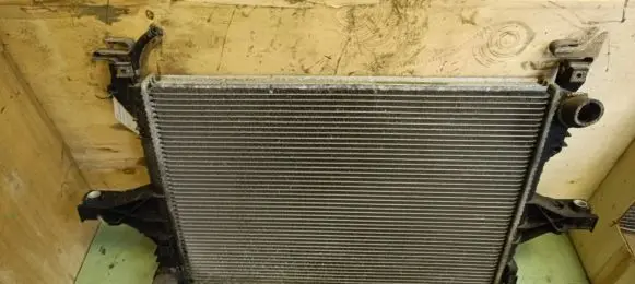 Coolant radiator