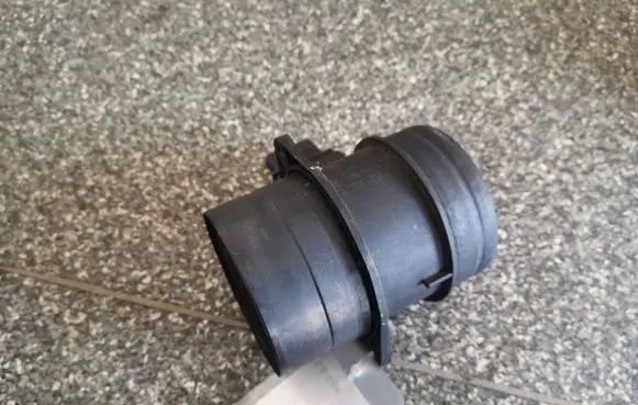 Volkswagen Touareg I Mass air flow meter 0281002735 03G906461C