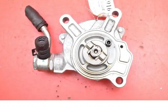 Mazda CX-3 Vacuum pump PE2718G00