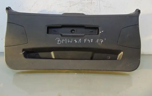 BMW X1 F48 F49 Tailgate/trunk upper cover trim 