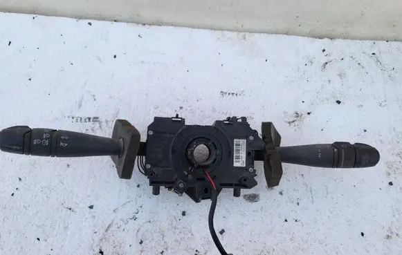 Renault Laguna I Indicator stalk 7700424174 76011731